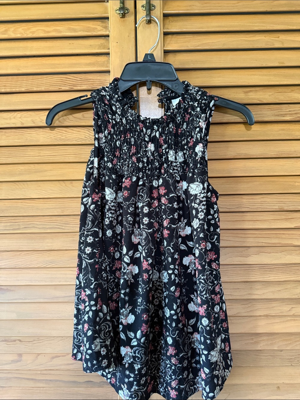 Knox Rose Black Floral Smocked Neck Sleeveless Blouse